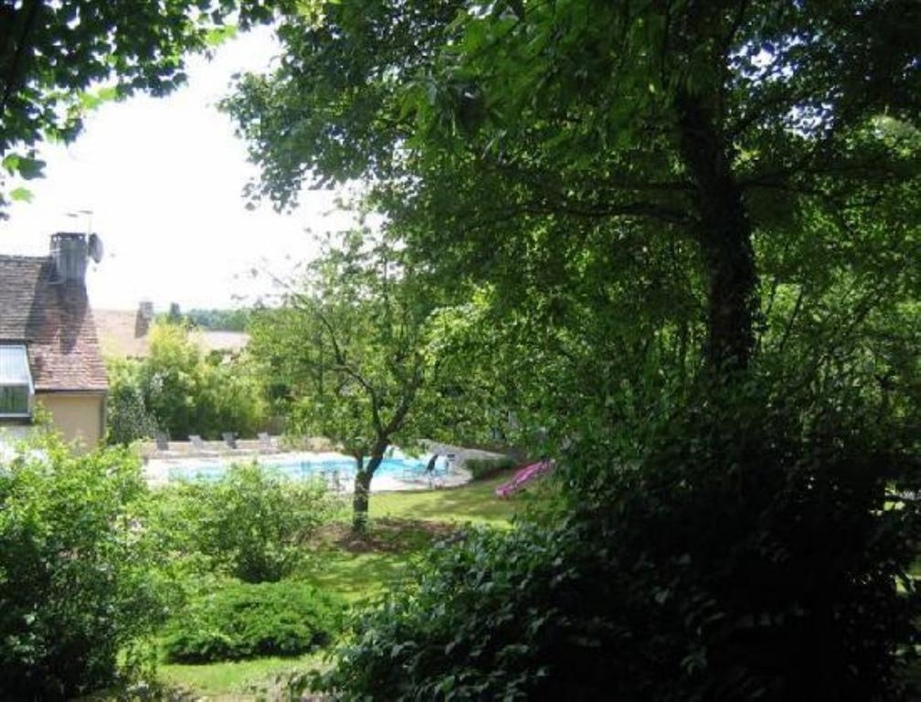 Le Jardin Des Roches Bed and Breakfast Moigny Exteriör bild